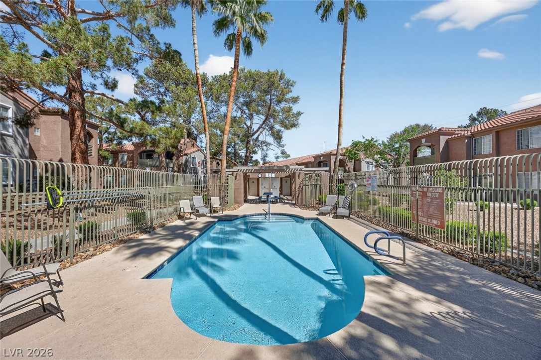 Photo 43 of 51, 2121 Blue Breeze Drive #106