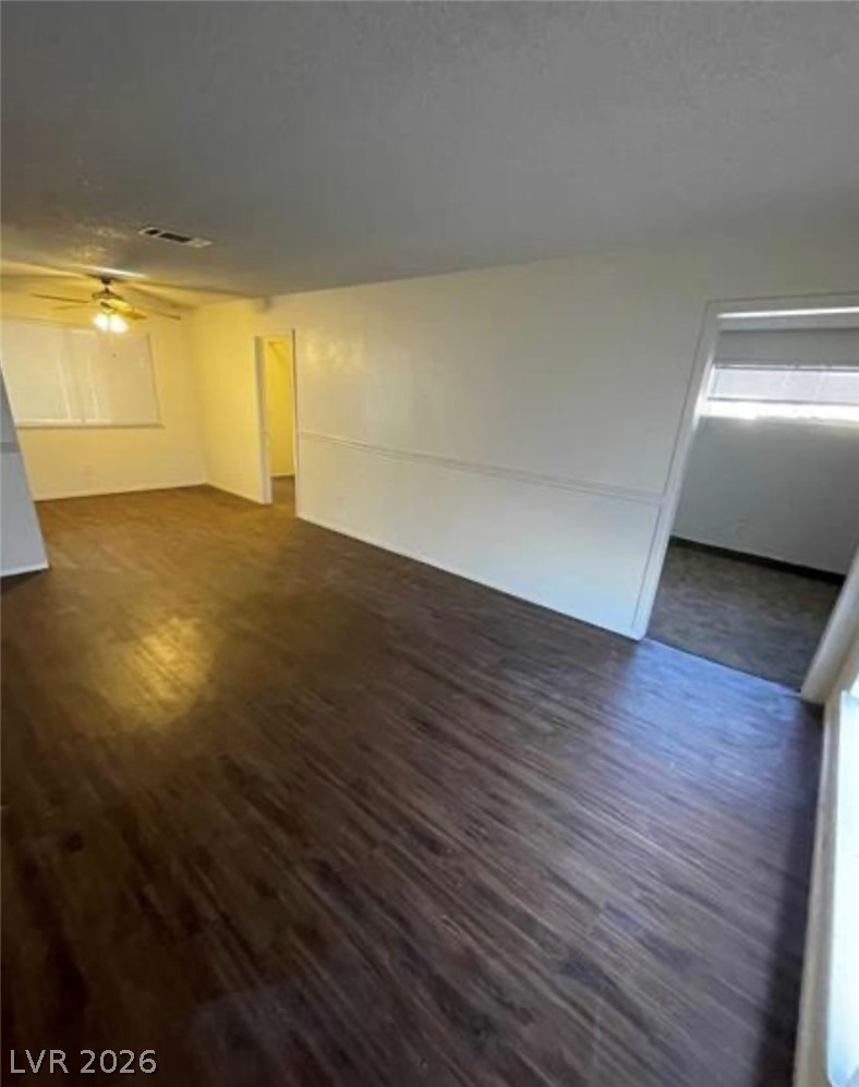 Photo 4 of 834 Benita Place