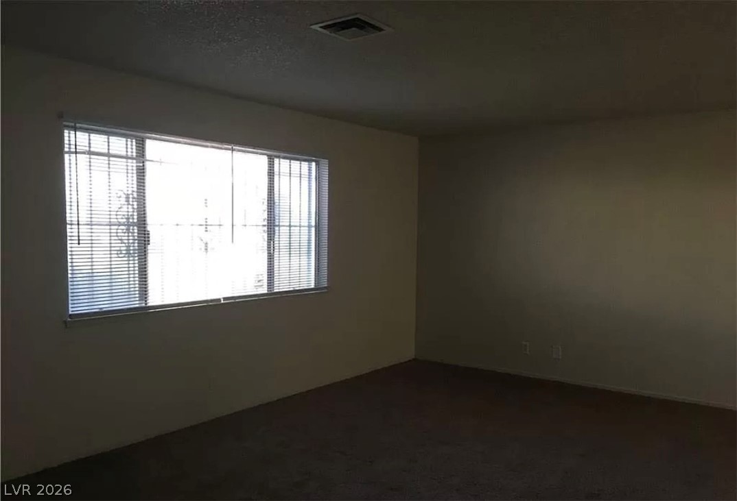 Photo 6 of 12, 146 Greenbriar Townhouse Way