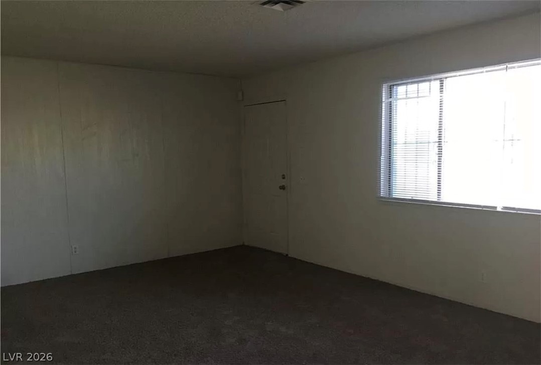 Photo 7 of 12, 146 Greenbriar Townhouse Way