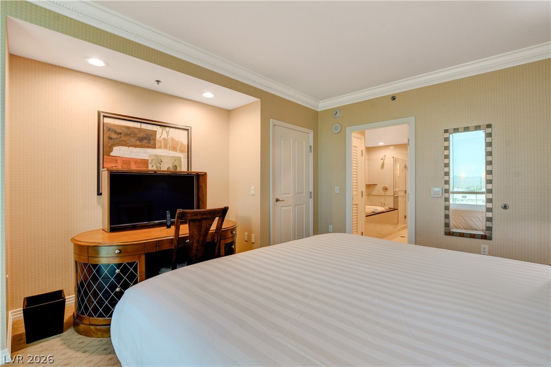 Photo 20 of 43, 125 E Harmon Avenue #1214