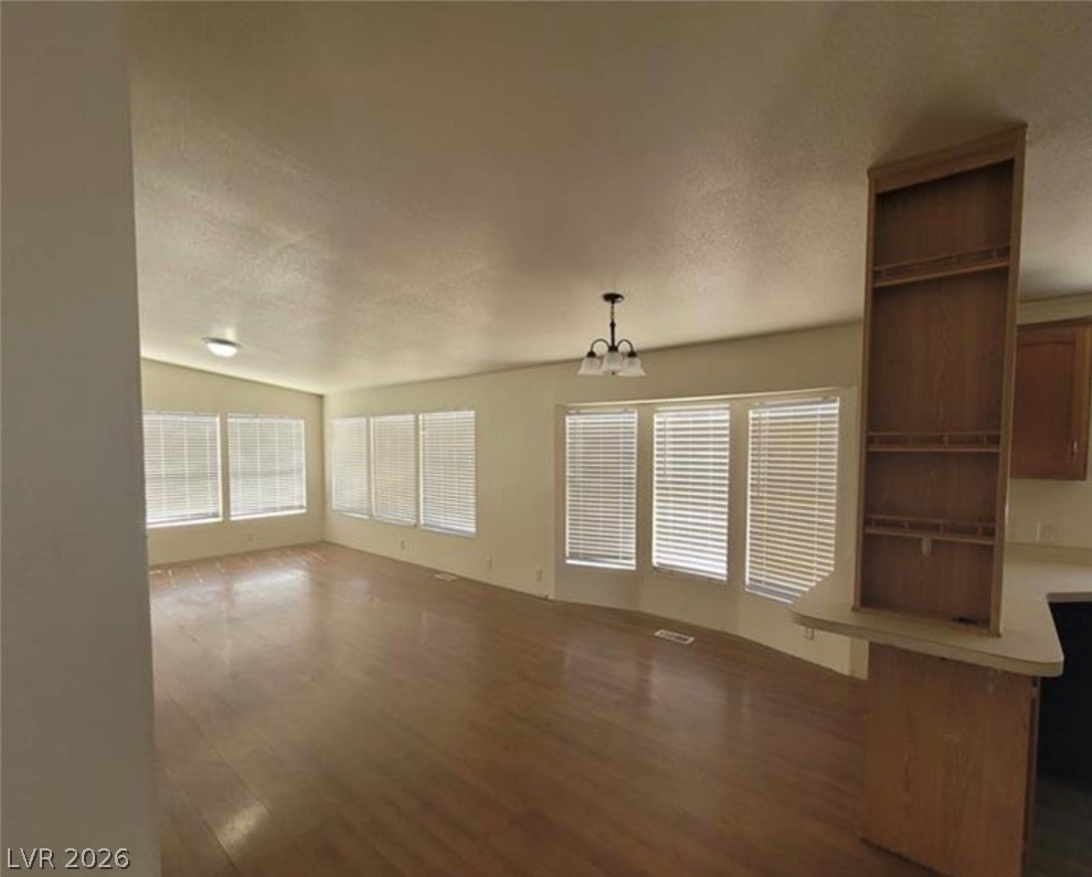 Photo 13 of 28, 3021 Borax Avenue