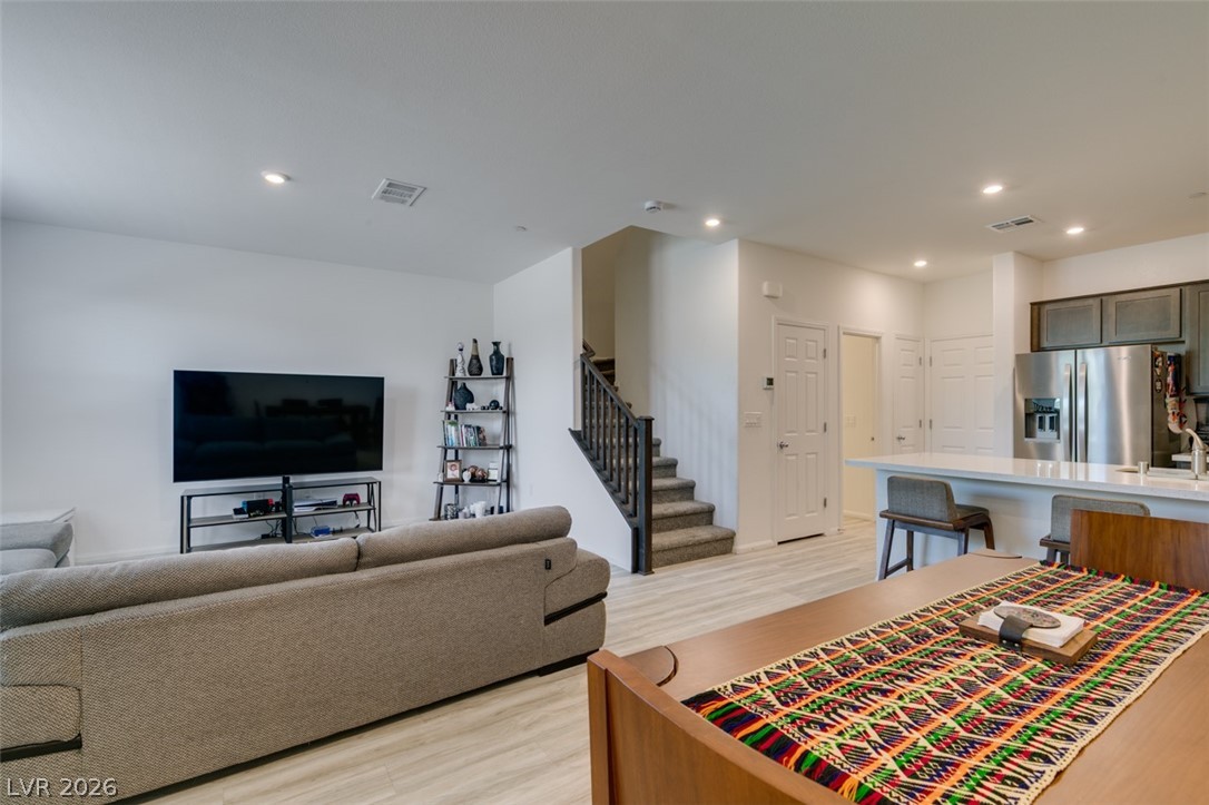 Photo 7 of 35, 602 Bellus Place