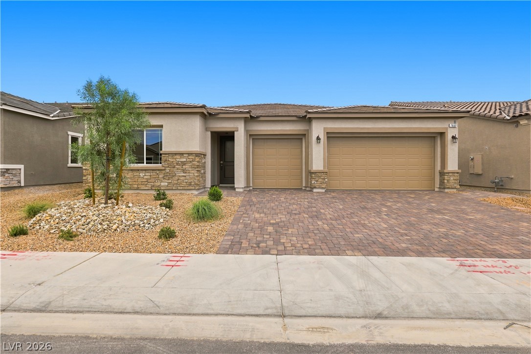 7662 Desert Bleu Court, Las Vegas