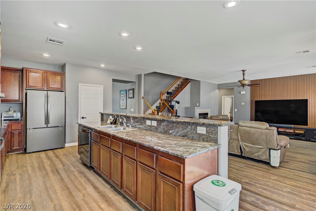 Photo 6 of 42, 6908 Fox Sparrow Court