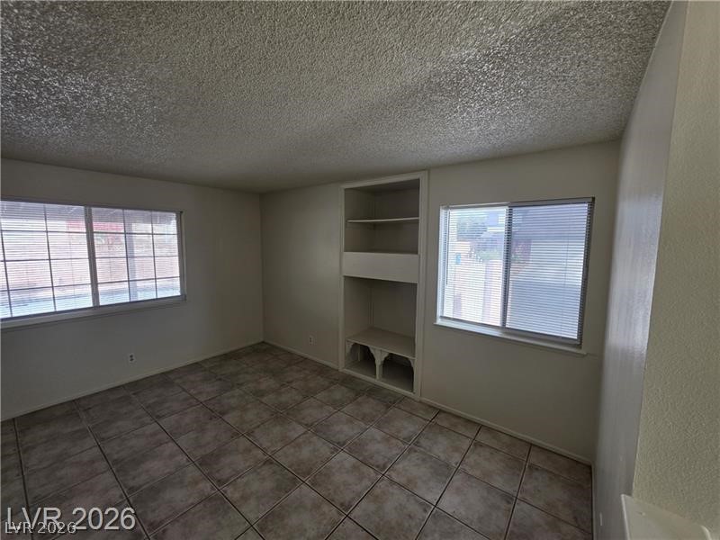 Photo 4 of 7235 Wichita Court
