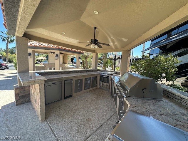 Photo 11 of 25, 8175 Arville Street #131