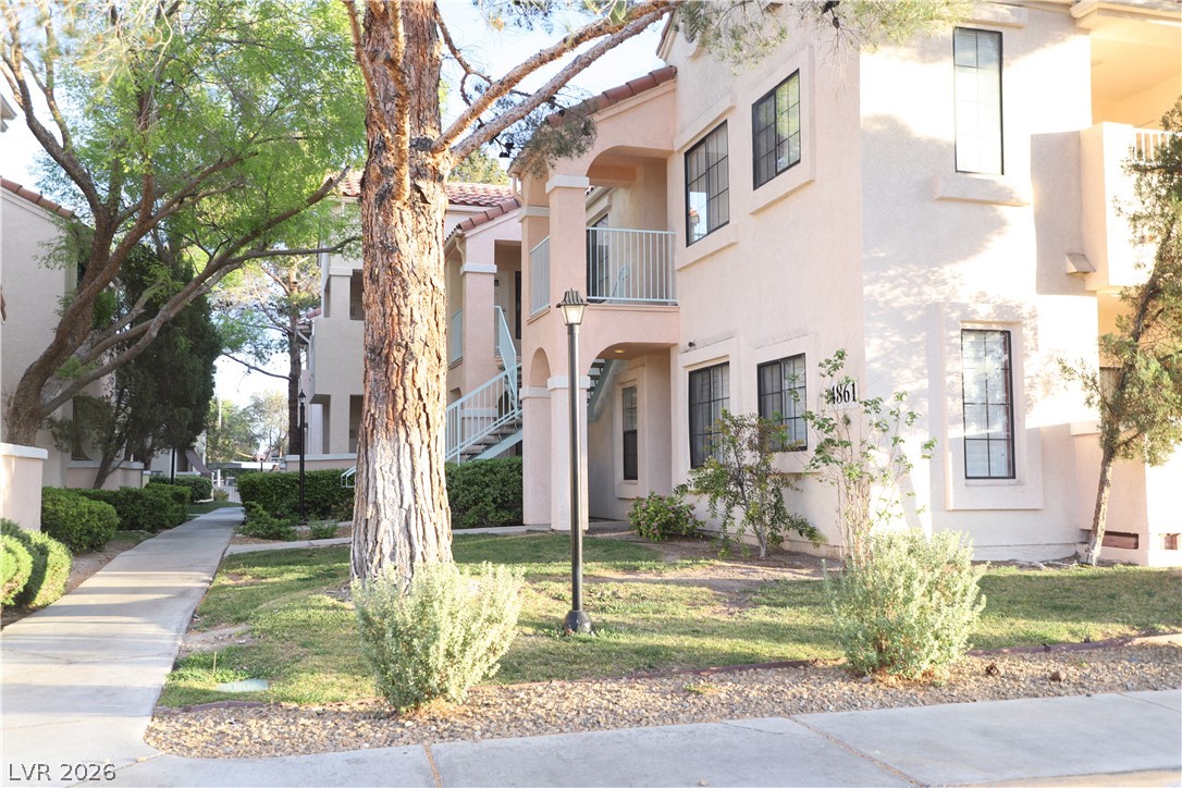 Photo 24 of 99, 4861 S Torrey Pines Drive #106