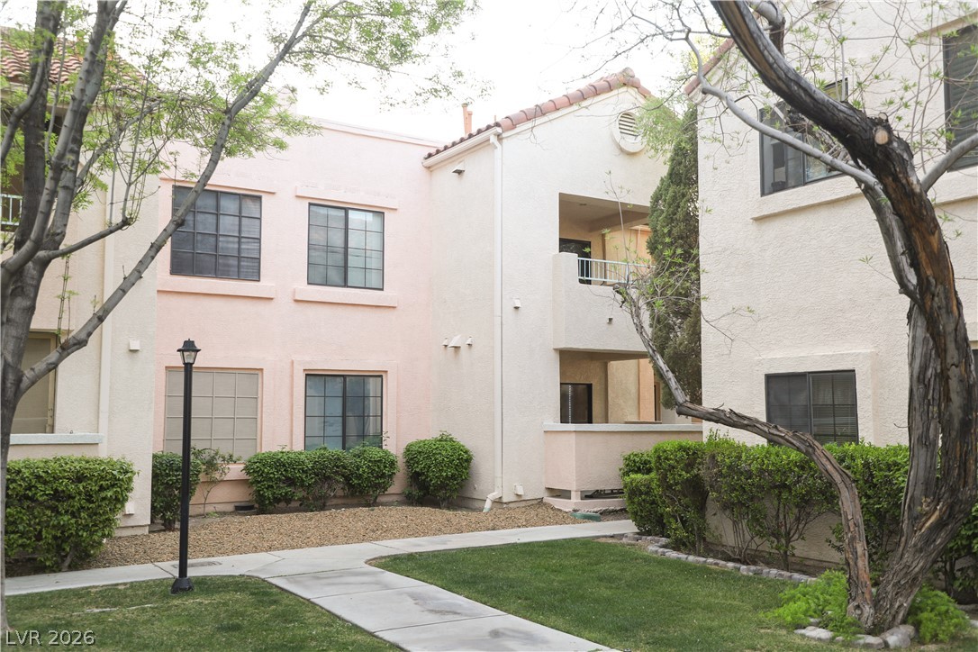 Photo 28 of 99, 4861 S Torrey Pines Drive #106