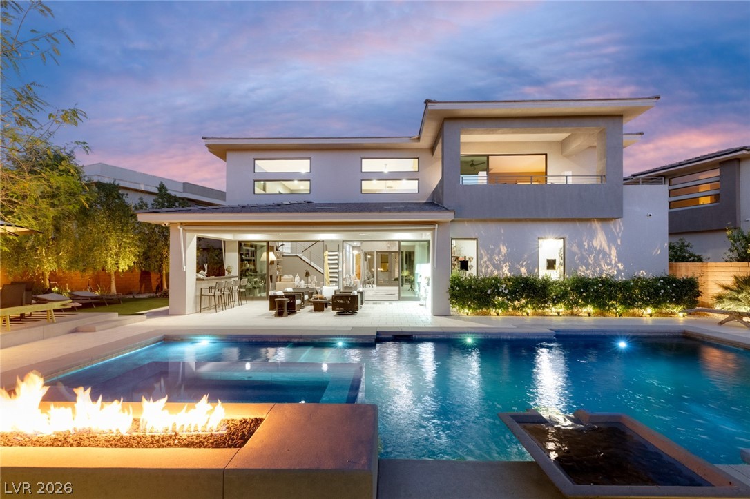 19 MOONFIRE Drive, Las Vegas 89135