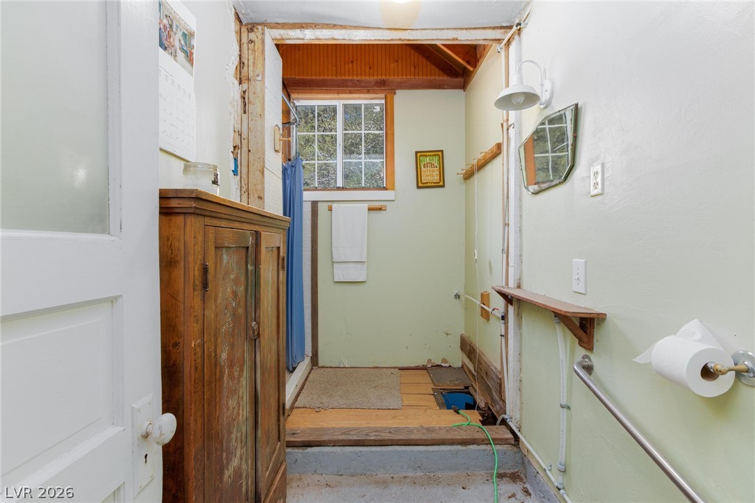 Photo 8 of 27, 4430 Aspen Avenue