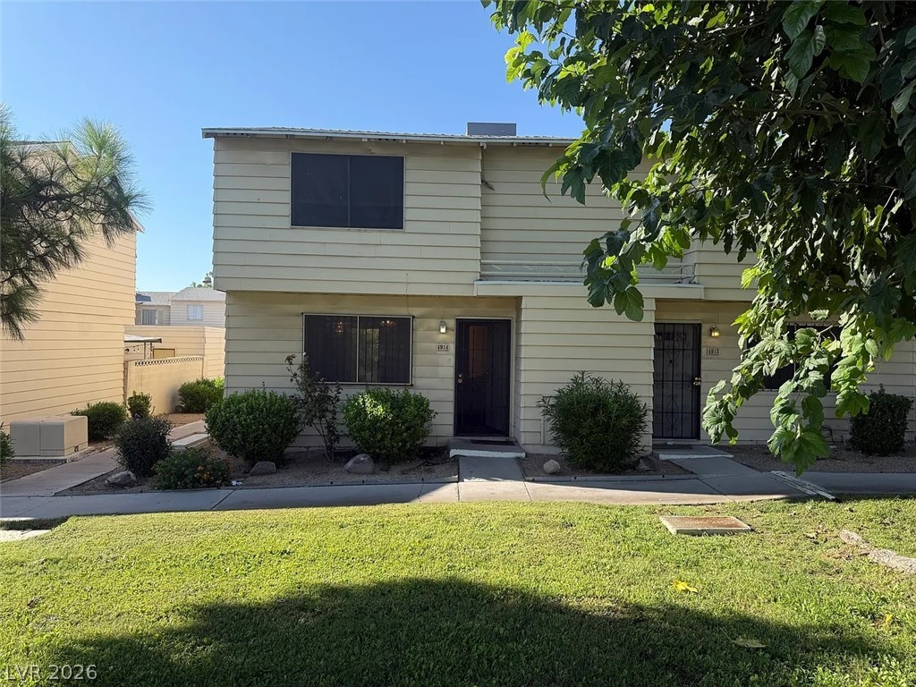 Photo 2 of 4914 Larkspur Street