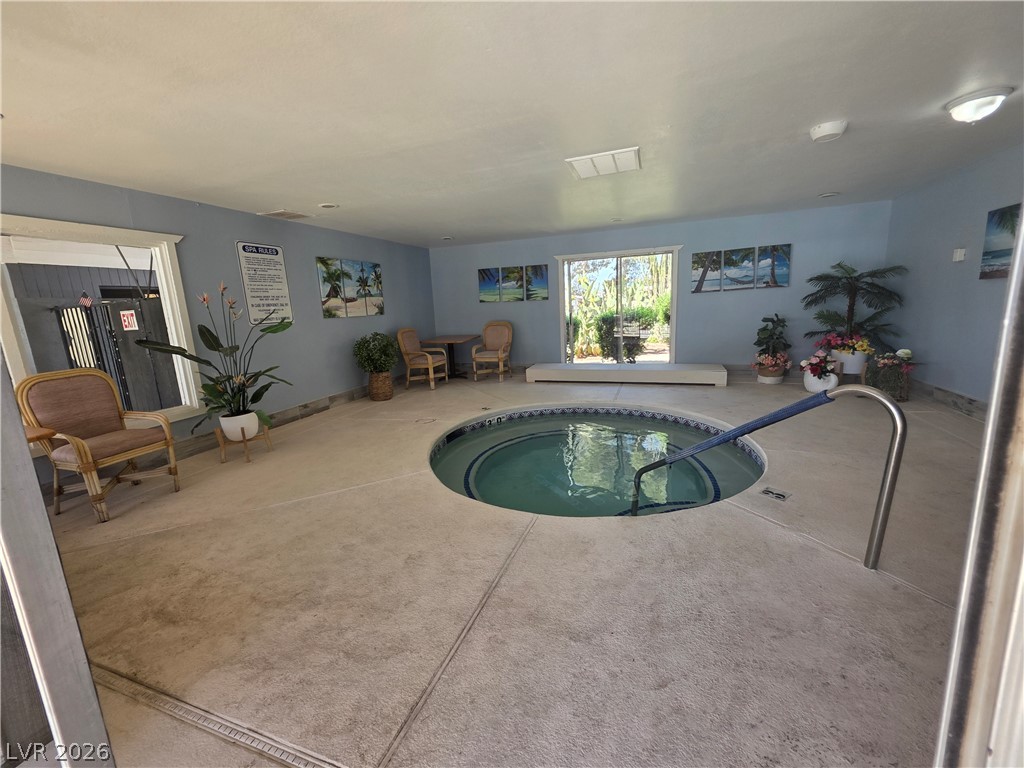 Photo 32 of 40, 4557 Royal Ridge Boulevard