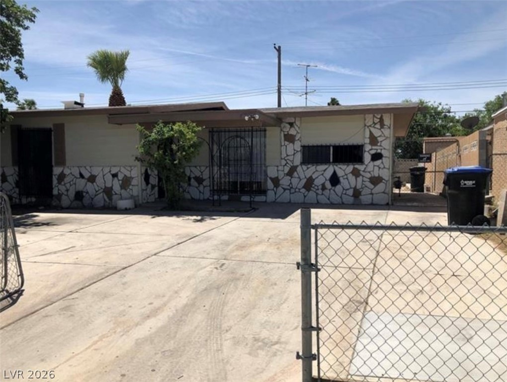725 Miller Avenue, North Las Vegas 89030