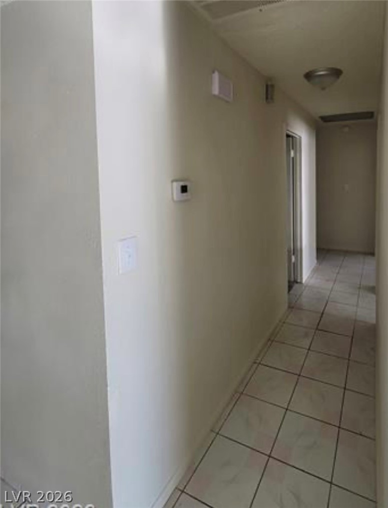 Photo 11 of 26, 1673 Caliente Court