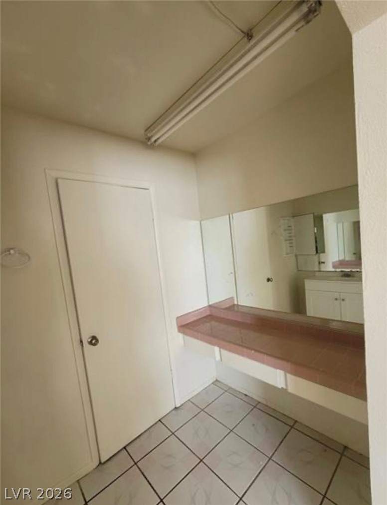 Photo 18 of 26, 1673 Caliente Court