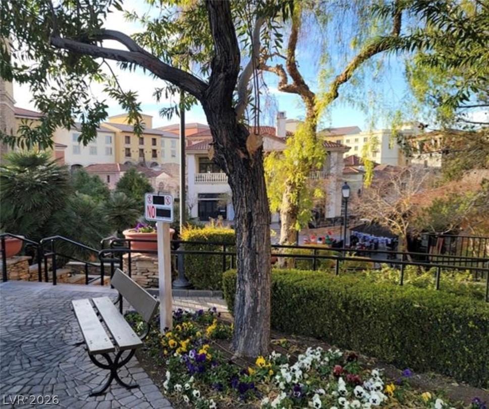 Photo 4 of 30 Strada Di Villaggio #631