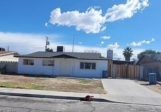 Photo 2 of 3749 Ponderosa Avenue