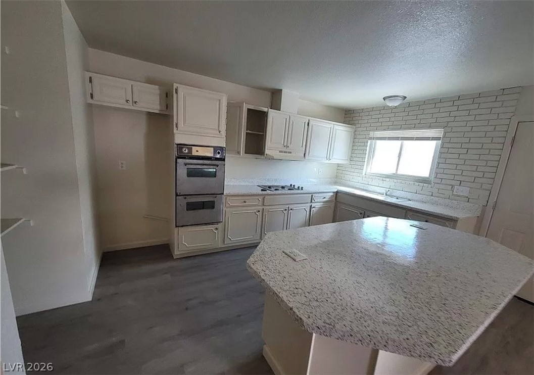 Photo 4 of 3749 Ponderosa Avenue