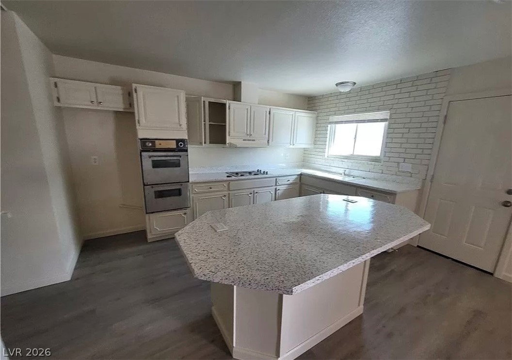 Photo 5 of 3749 Ponderosa Avenue