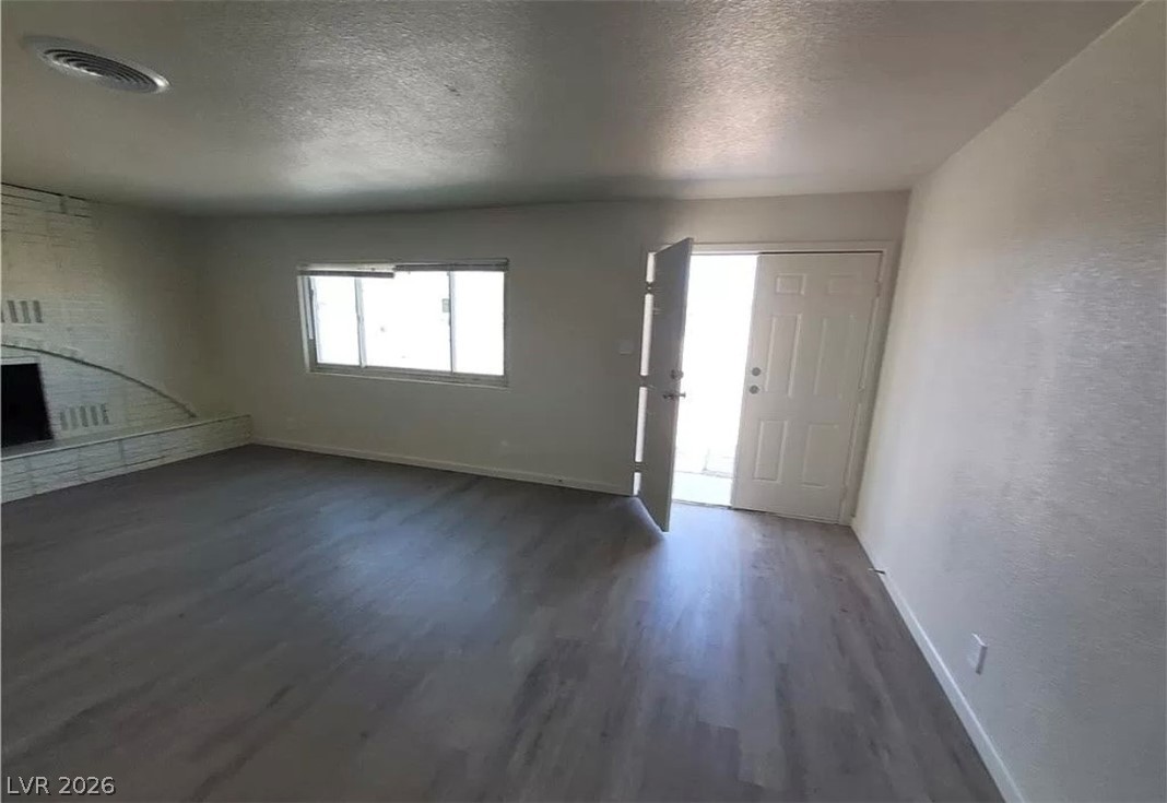 Photo 15 of 36, 3749 Ponderosa Avenue