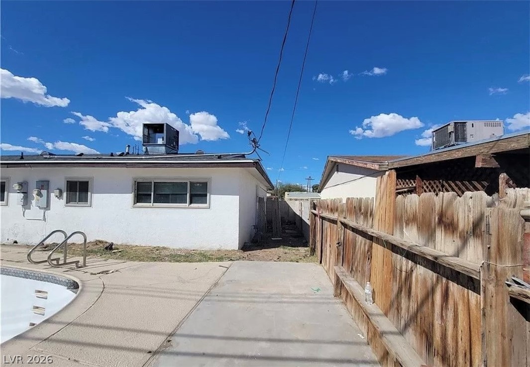 Photo 34 of 36, 3749 Ponderosa Avenue