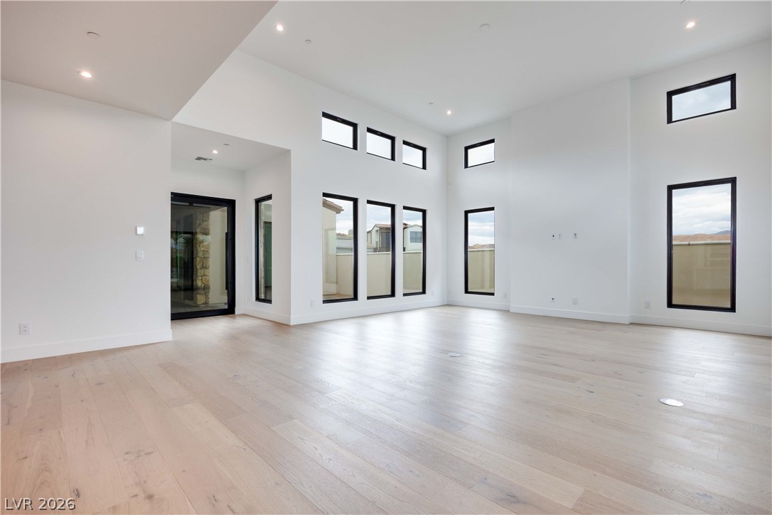 Photo 4 of 58 Bellissima Lago Court