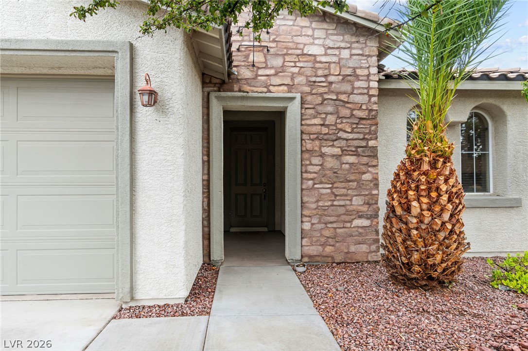 Photo 6 of 42, 4761 Leone Avenue