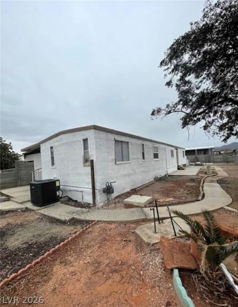Photo 2 of 1121 Pawnee Lane