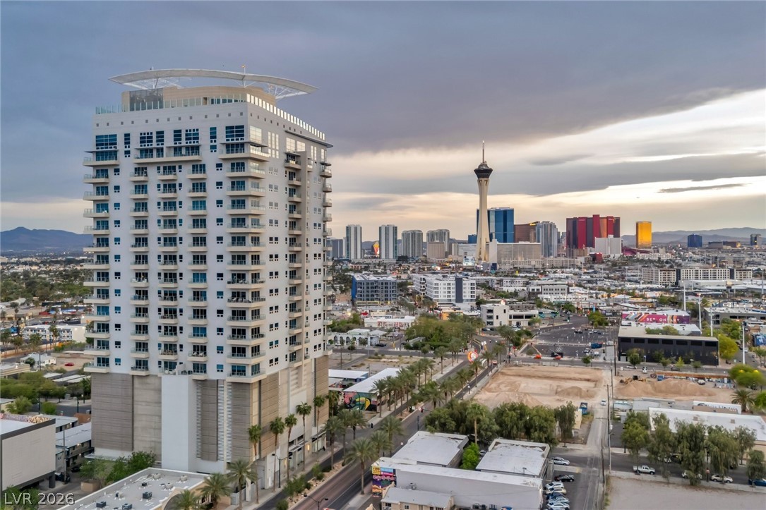 200 Hoover Avenue #807, Las Vegas 89101