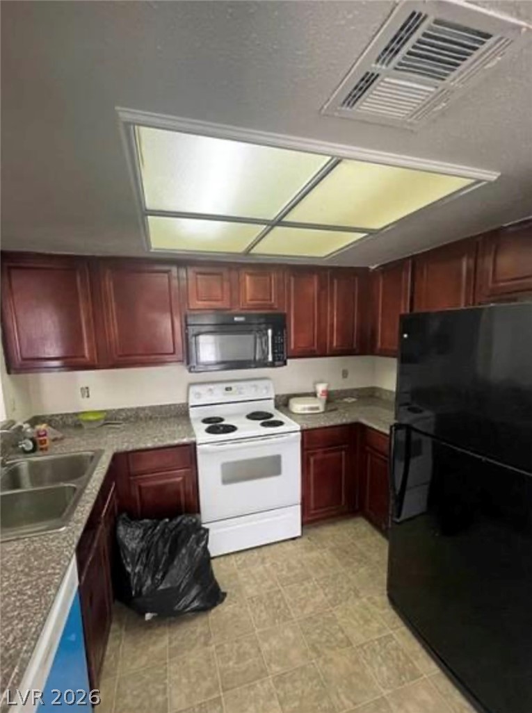 Photo 8 of 38, 2812 Bluegill Way #A