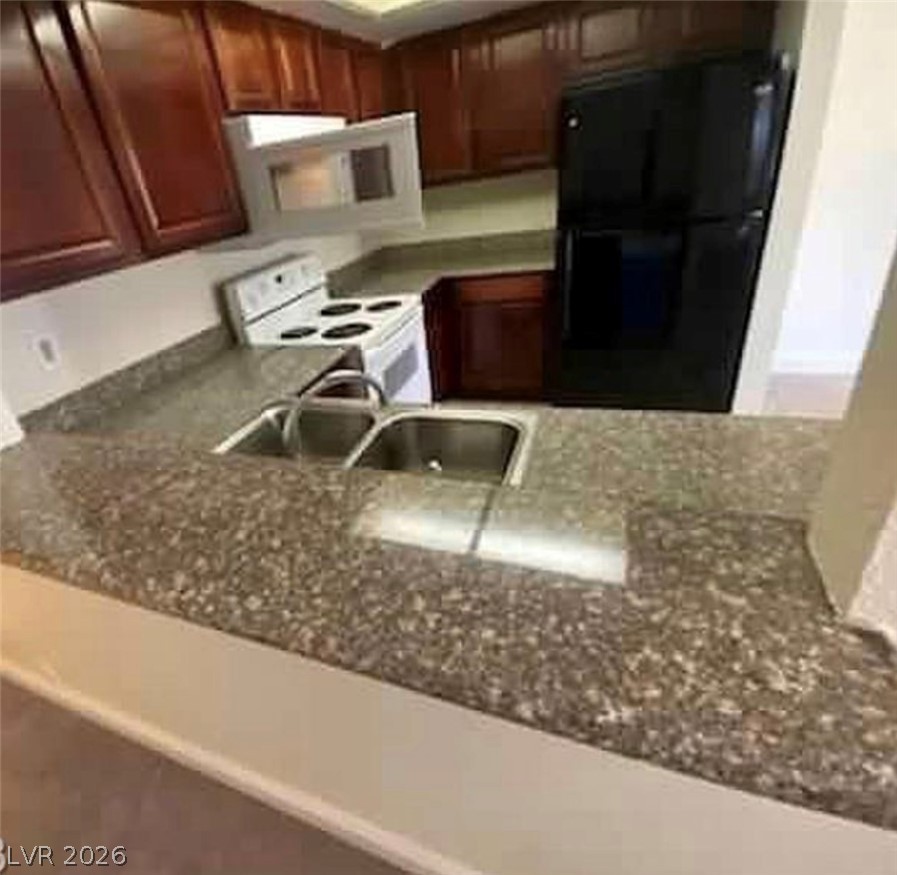 Photo 10 of 38, 2812 Bluegill Way #A