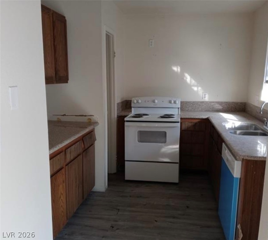 Photo 7 of 18, 6227 Don Gaspar Avenue
