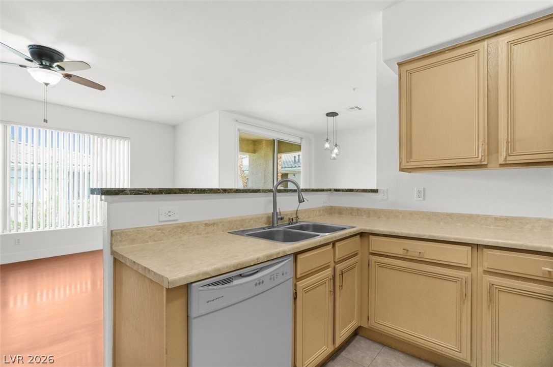 Photo 15 of 31, 7107 S Durango Drive #305