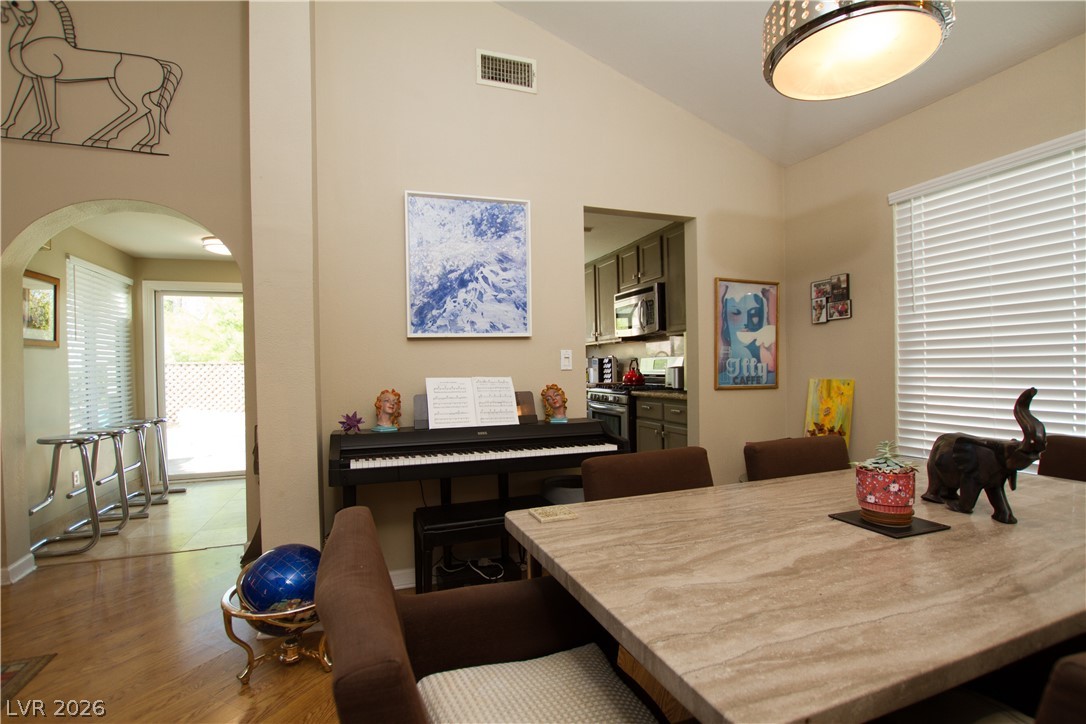 Photo 33 of 99, 133 Coventry Circle
