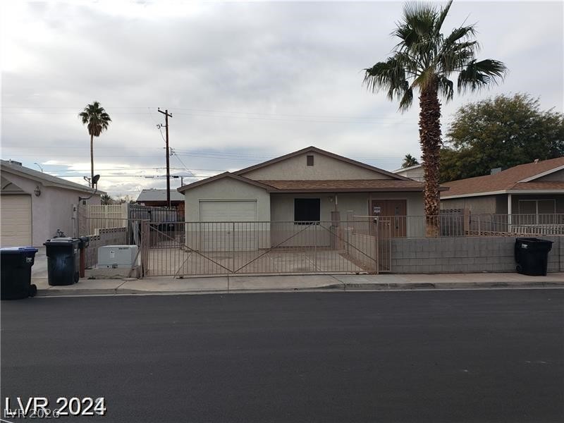 Photo 2 of 1929 Evelyn Avenue