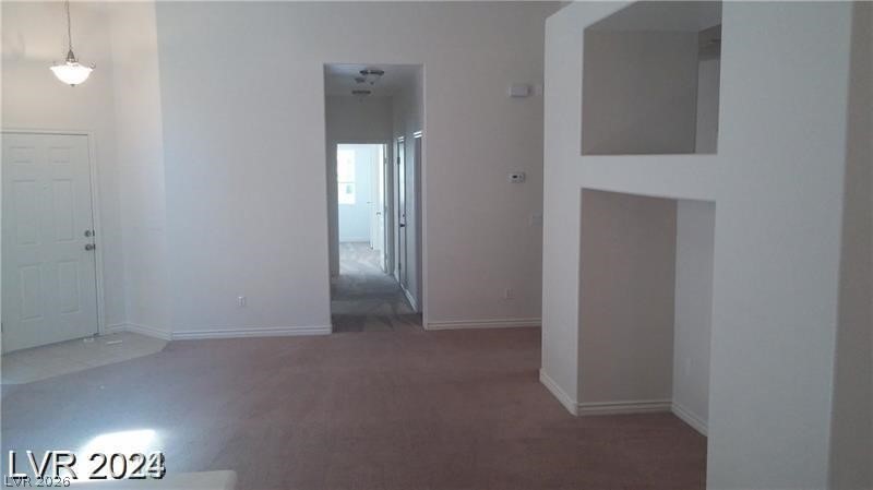 Photo 8 of 23, 5116 Blue Rose Street