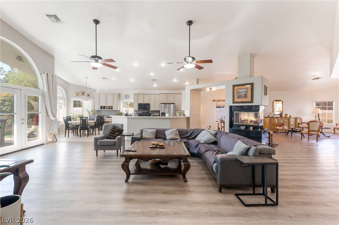 Photo 19 of 52, 8048 Marbella Circle