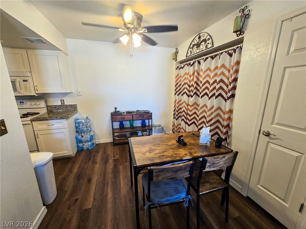 Photo 8 of 16, 3550 Bay Sands Drive #2057