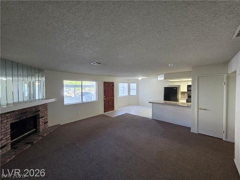 Photo 12 of 27, 2724 Otter Creek Court #101