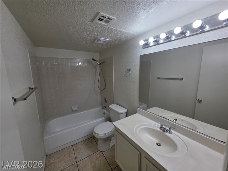 Photo 21 of 27, 2724 Otter Creek Court #101