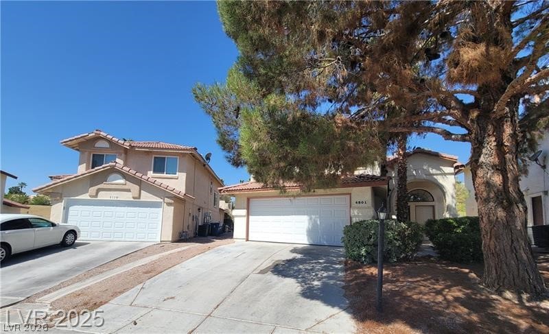 Photo 2 of 4801 Fiesta Lakes Street