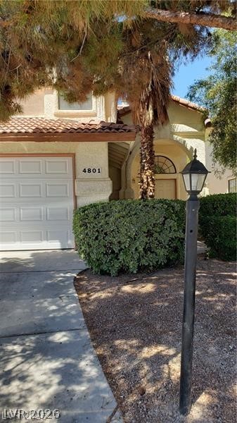 Photo 8 of 40, 4801 Fiesta Lakes Street