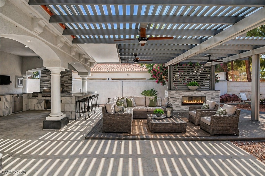 Photo 25 of 61, 3465 Pama Lane
