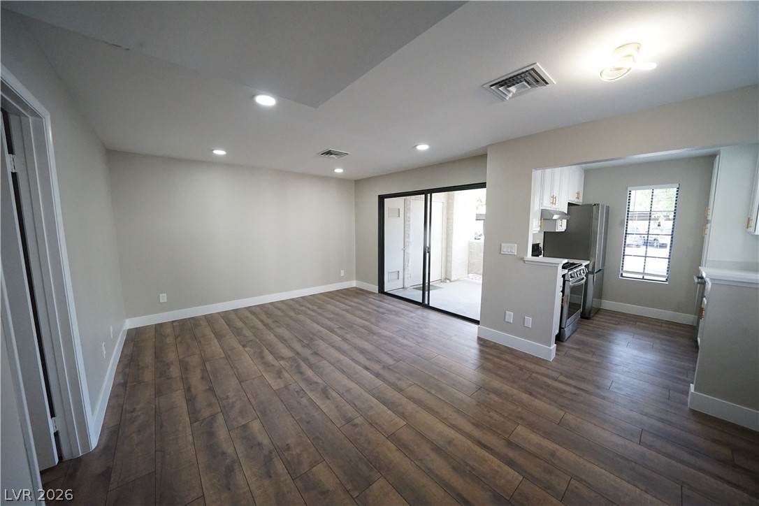 Photo 4 of 4729 Nara Vista Way #102