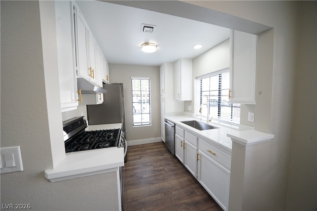 Photo 5 of 4729 Nara Vista Way #102
