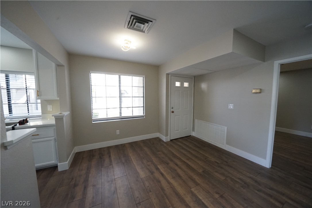 Photo 7 of 13, 4729 Nara Vista Way #102