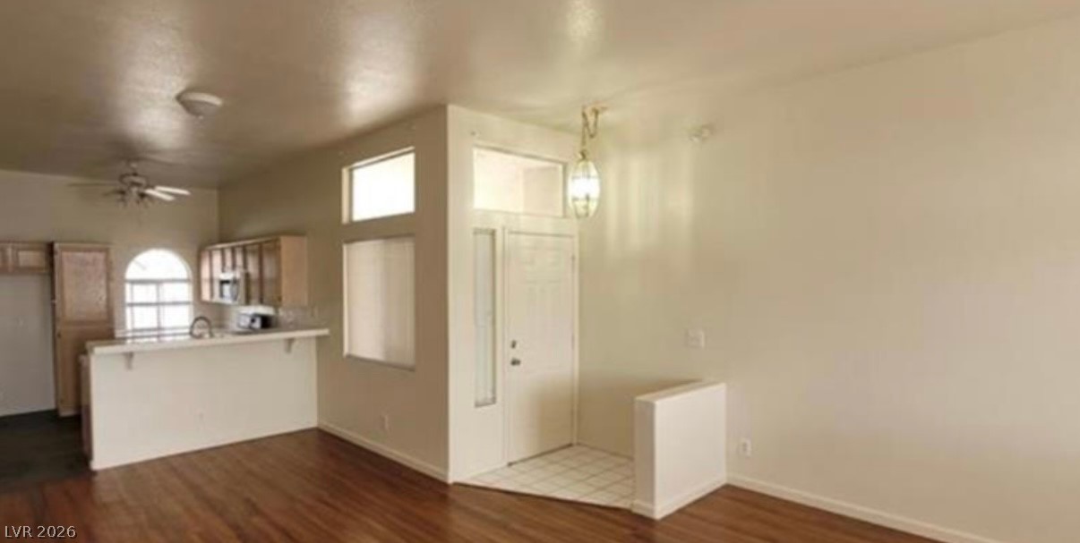 Photo 6 of 30, 3125 N Buffalo Drive #2104