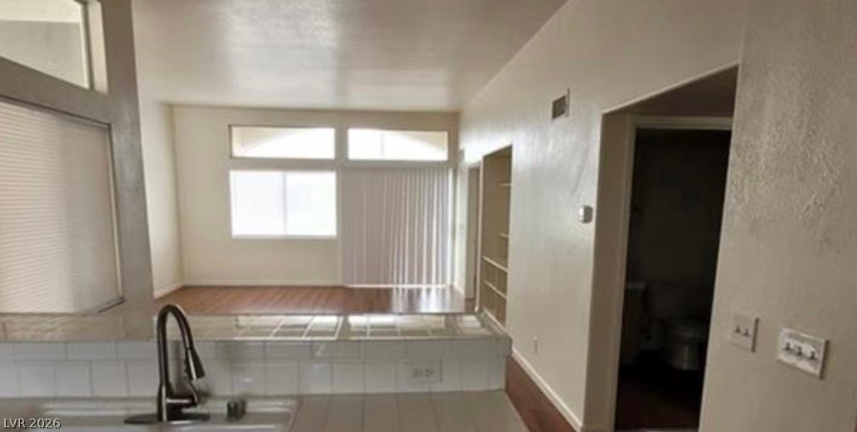 Photo 13 of 30, 3125 N Buffalo Drive #2104
