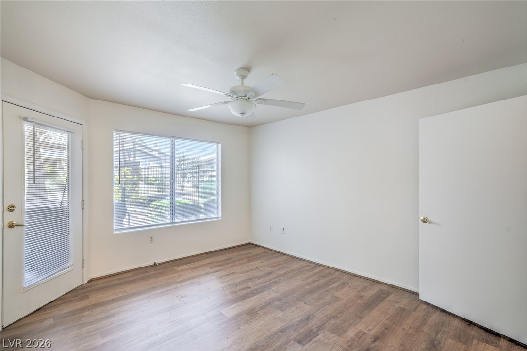 Photo 14 of 26, 5710 E Tropicana Avenue #1017